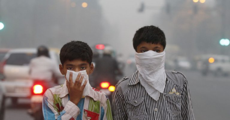 दिल्ली ने हरियाणा-पंजाब पर फोड़ा प्रदूषण का ठीकरा