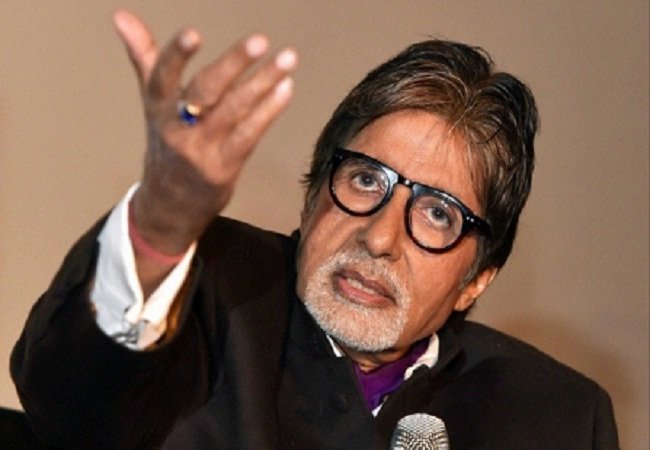 भयावह है कठुआ की घटना : अमिताभ बच्चन