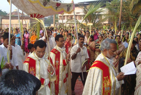 केरल में ईसाइयों ने धूमधाम से मनाया ईस्टर
